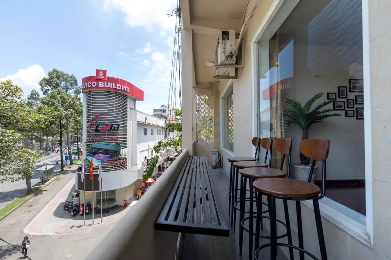 Scandinavian Apartment With Balcony In Bui Vien Ho Chi Minh City Exterior photo