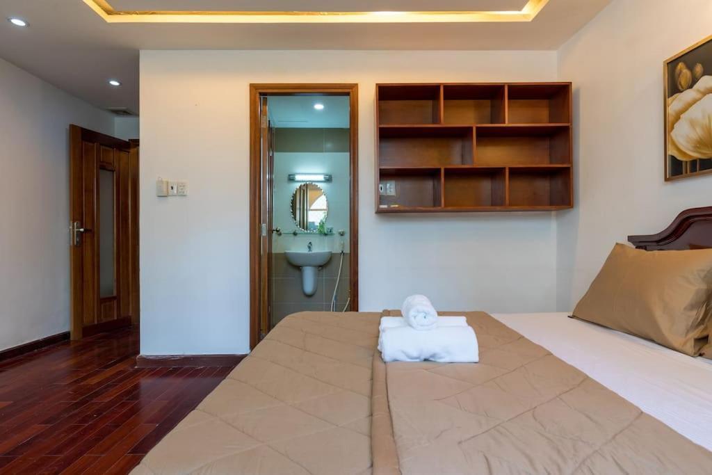 Scandinavian Apartment With Balcony In Bui Vien Ho Chi Minh City Exterior photo